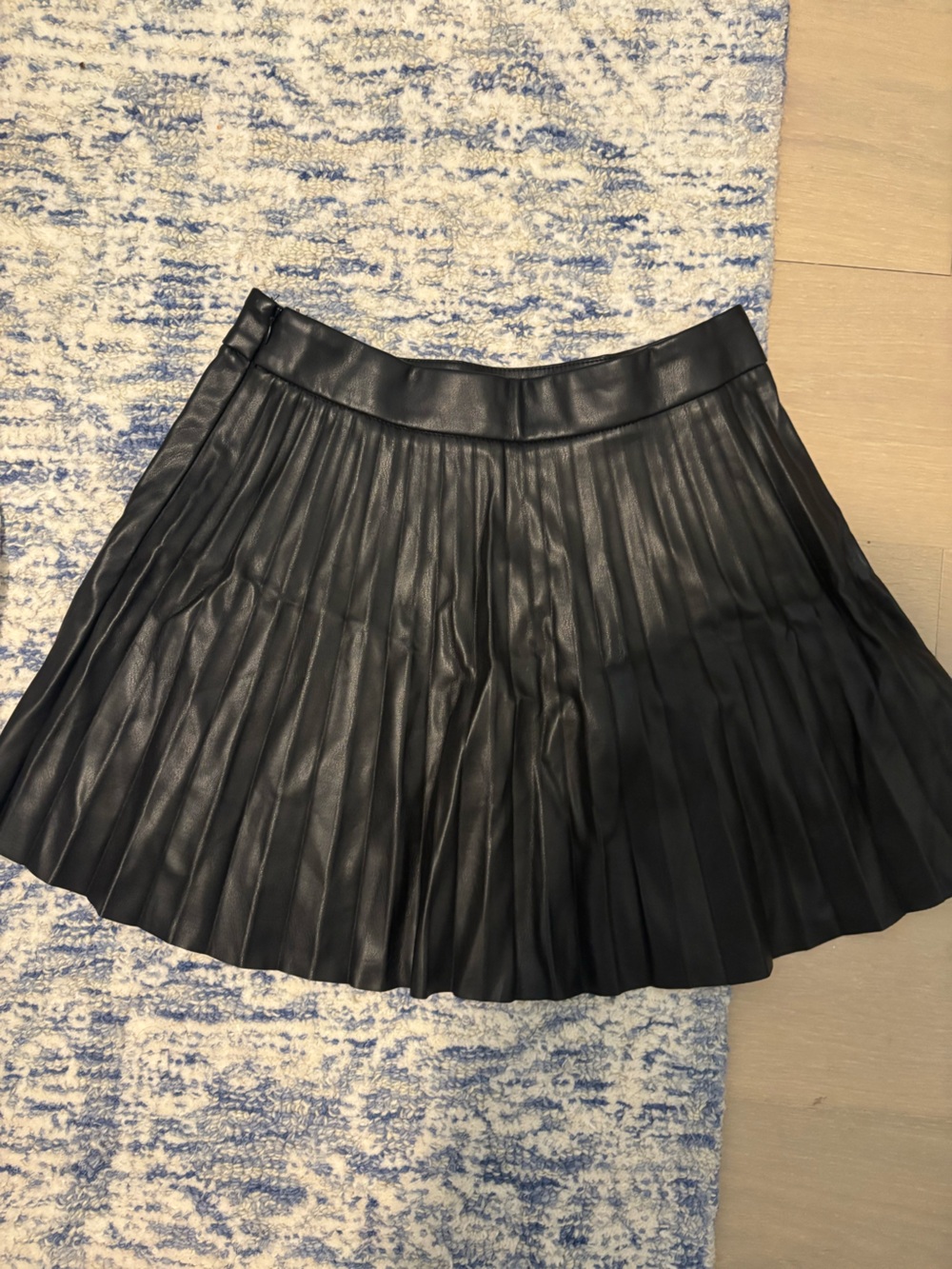 MNG Black Faux Leather Skirt Pleated